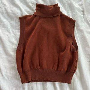 Skylar crop turtleneck